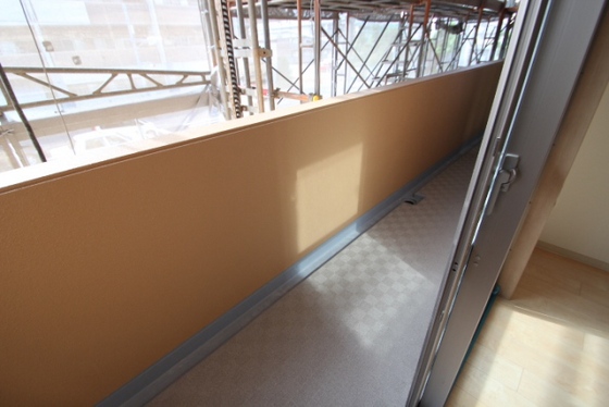 ベルヴィル大町駅前