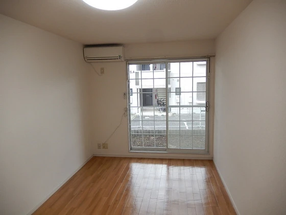 グリューネ A棟