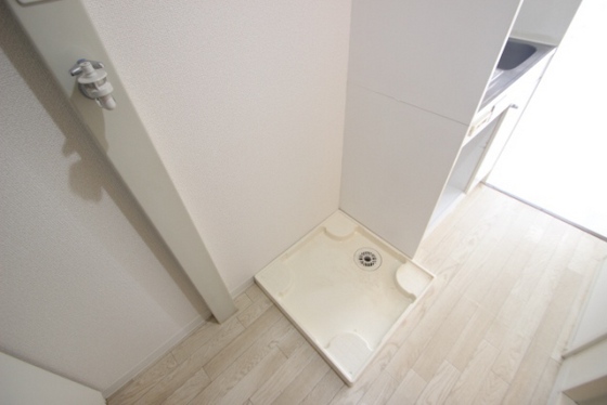 グリューネ A棟