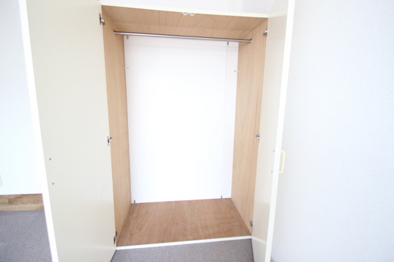 グリューネ A棟