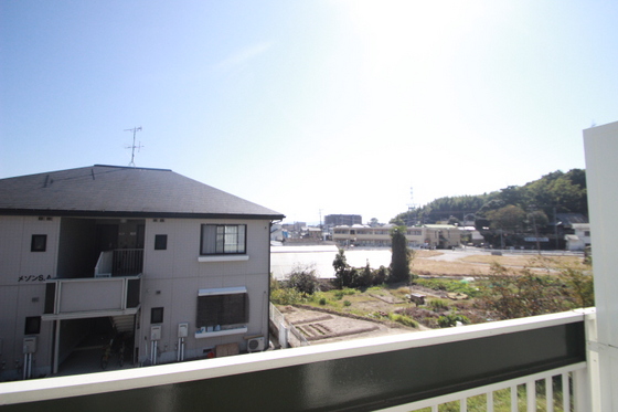 グリューネ A棟