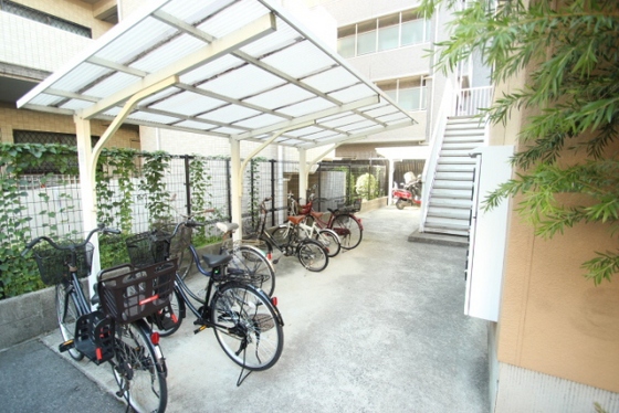 アビタシオン庚午A棟