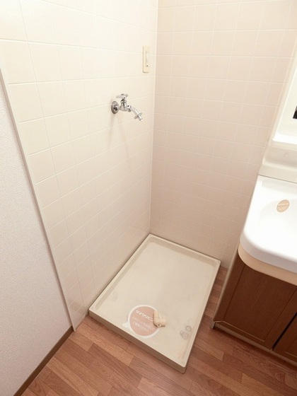 セジュール友清 B棟