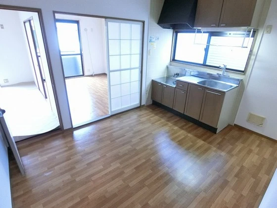 セジュール友清 B棟