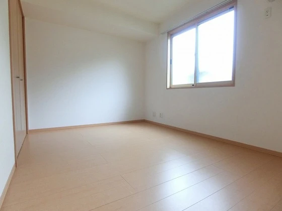 ローズコート清水 A棟