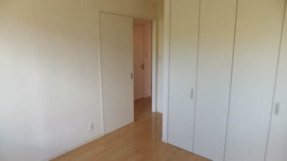 グランマストみどり坂 A棟