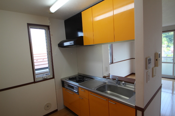 プロバンス高須台2番館