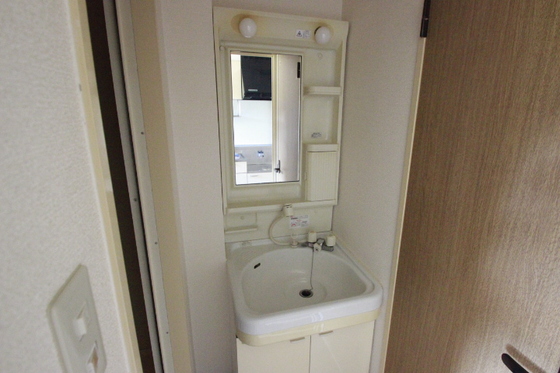 サンライズ伴駅前ビル