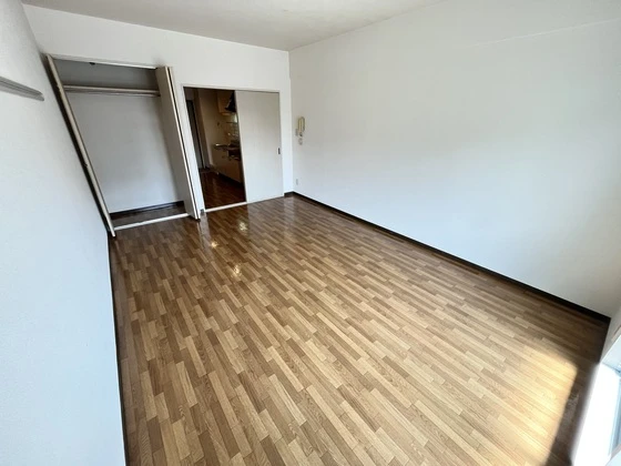 サンライズ伴駅前ビル