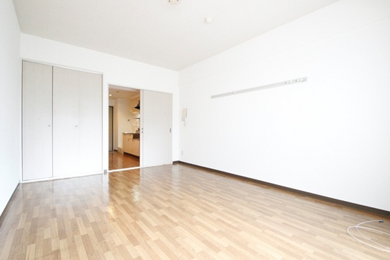 サンライズ伴駅前ビル