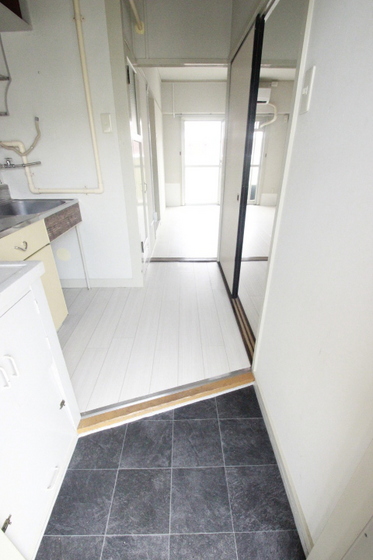 ビレッジハウス安古市1号棟