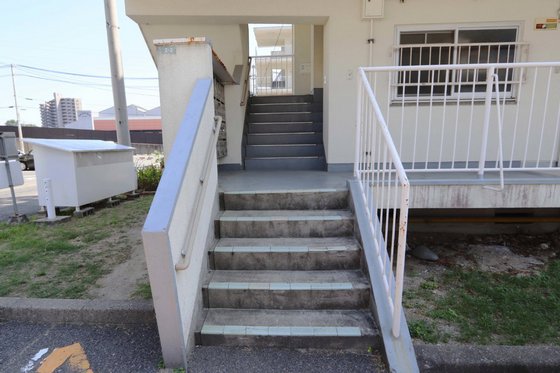 ビレッジハウス安古市1号棟