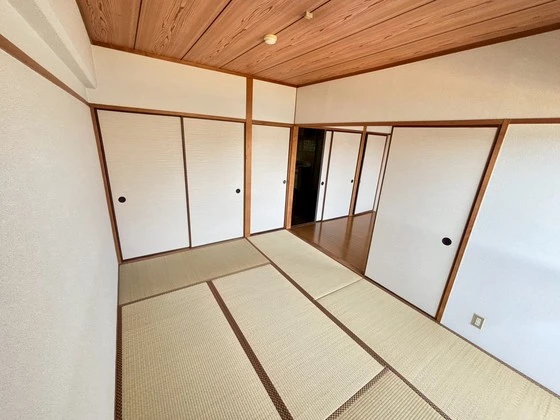 ロイヤルハウス山手