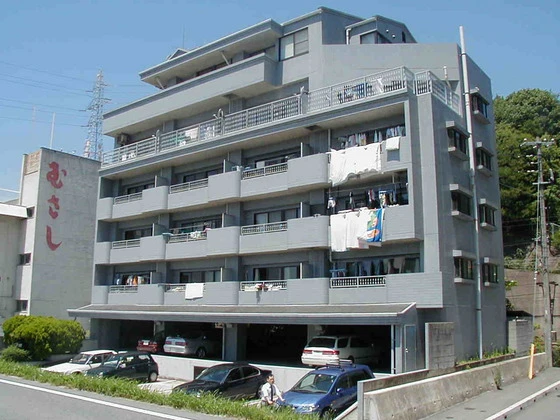 ロイヤルハウス山手