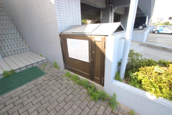 ロイヤルハウス山手