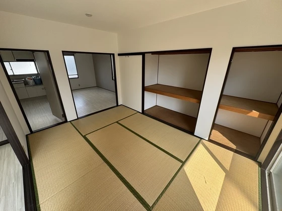 クレセンド楽々園 A棟