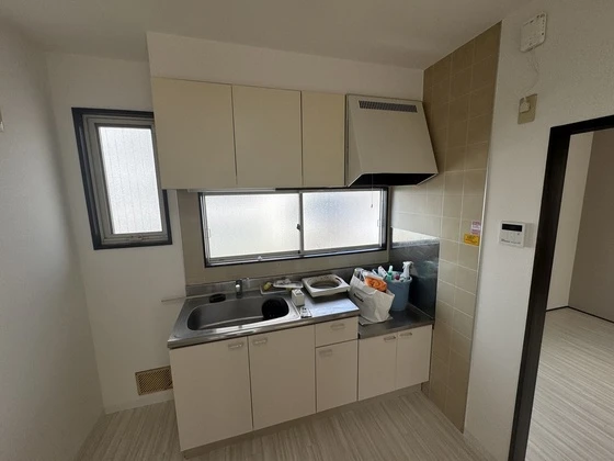 クレセンド楽々園 A棟