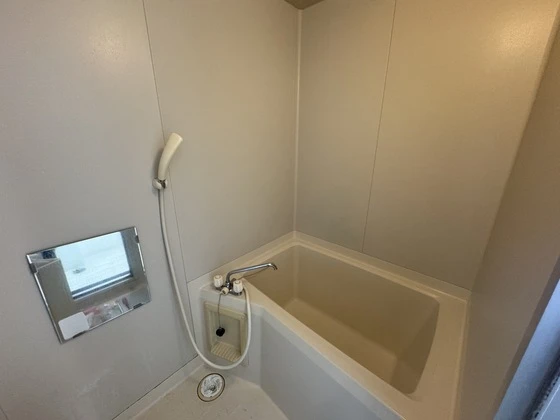 クレセンド楽々園 A棟