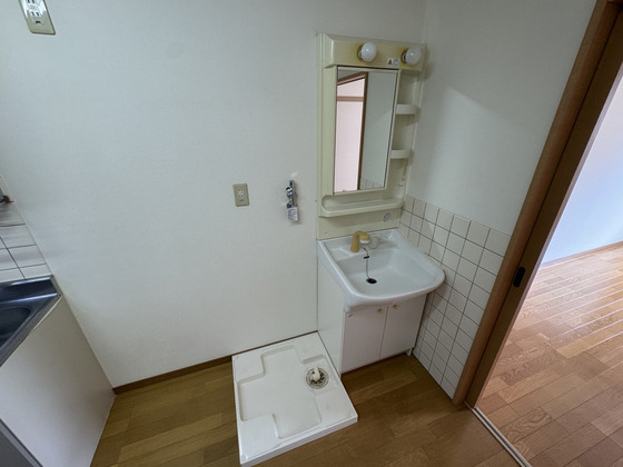 オーランド富田町