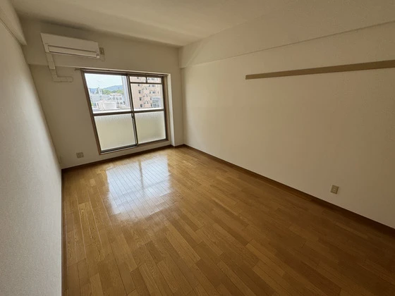 オーランド富田町