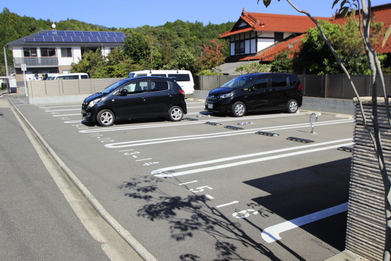 サンガーデン伴中央