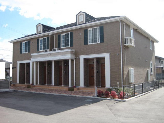 アーバンホワイトタナカⅢ