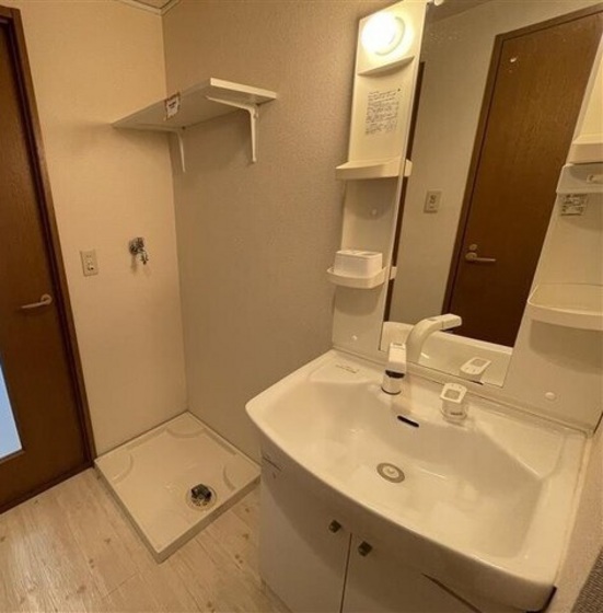 プランドール内山下