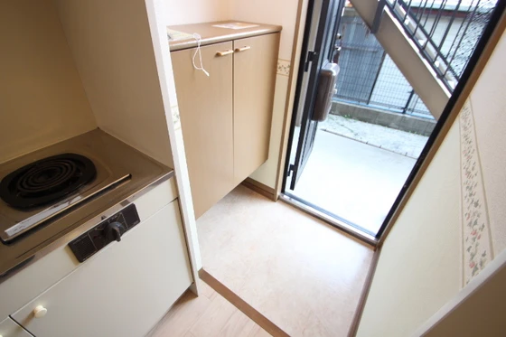 フローラ岡本 A棟