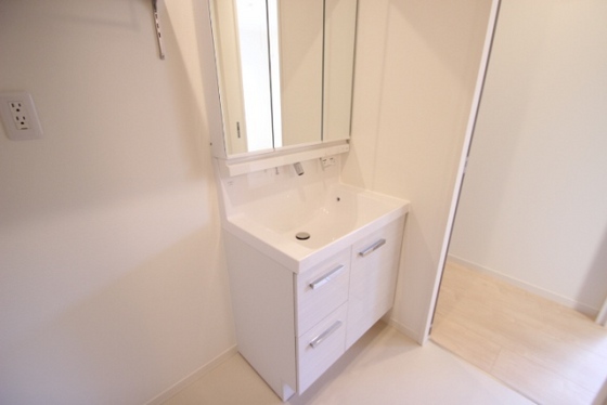 シャーメゾン三洋