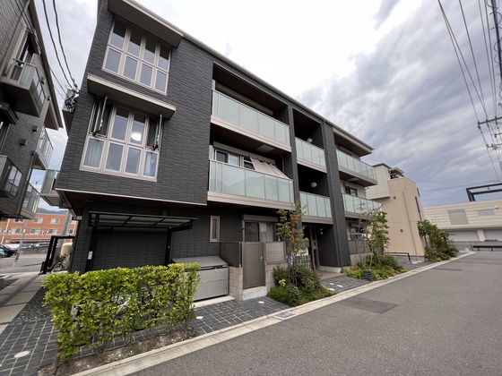 シャーメゾン三洋