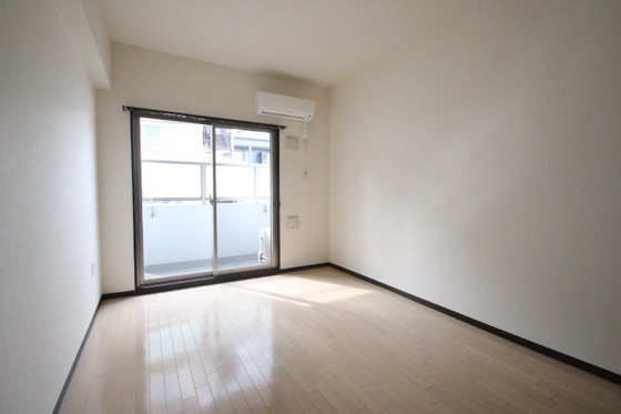 スキポール駅元町