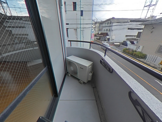 ロイヤルエムズ