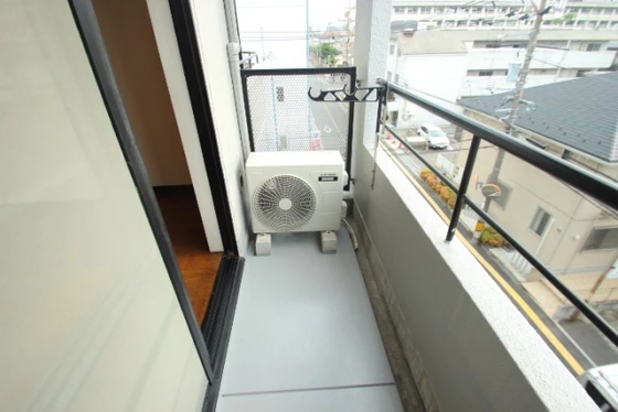 ロイヤルエムズ