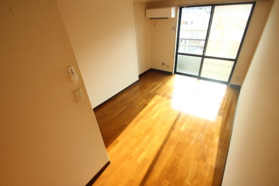 ロイヤルエムズ