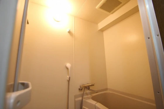 アンブシュール京橋