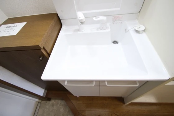 アンブシュール京橋