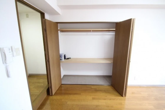 アンブシュール京橋