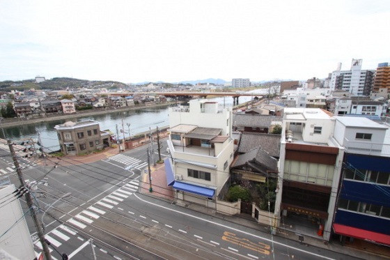 アンブシュール京橋