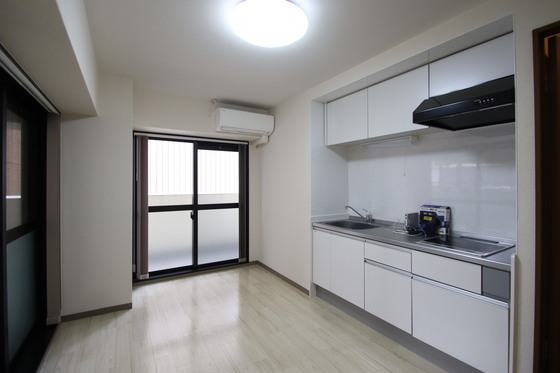 アンブシュール京橋