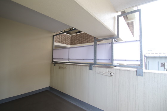 アンブシュール京橋