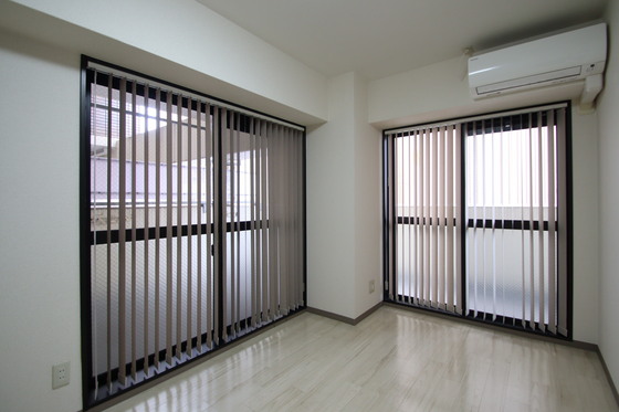 アンブシュール京橋