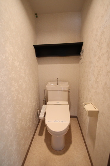 アンブシュール京橋