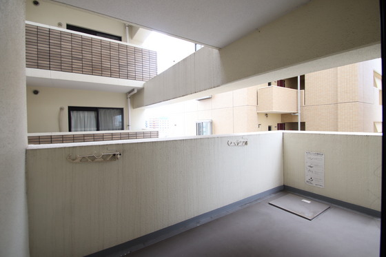 アンブシュール京橋