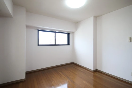 アンブシュール京橋