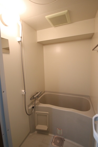 アンブシュール京橋