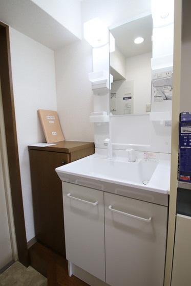 アンブシュール京橋