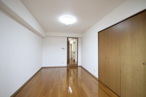 アンブシュール京橋