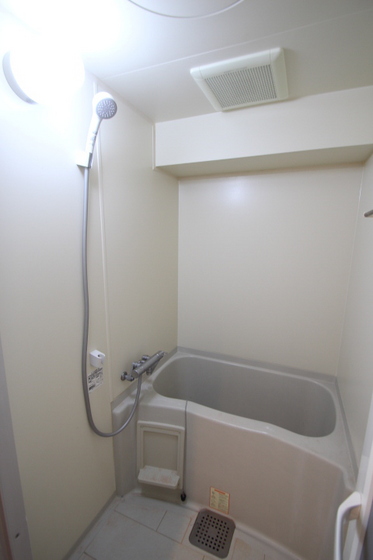 アンブシュール京橋