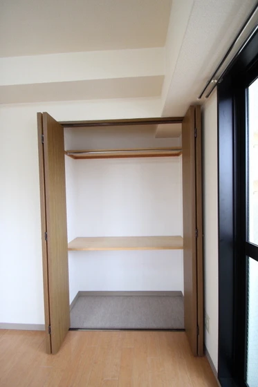 アンブシュール京橋