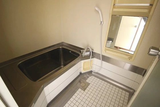 アドラシオン京橋